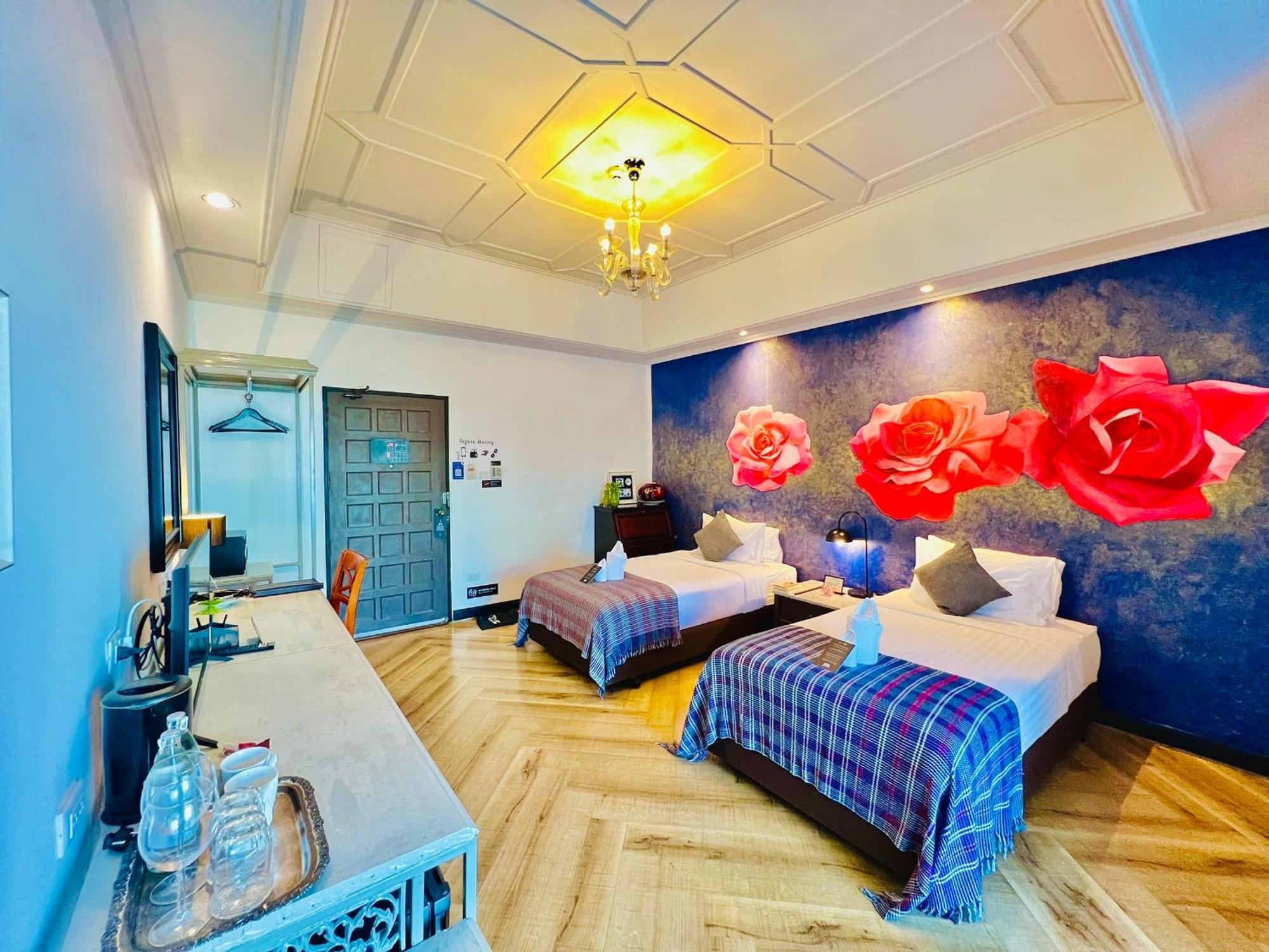 Yuu Hotel Ubon Ratchathani Exterior foto